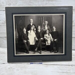 Antique 1900s Cabinet Card Photograph Large Family Group Portrait Black & White